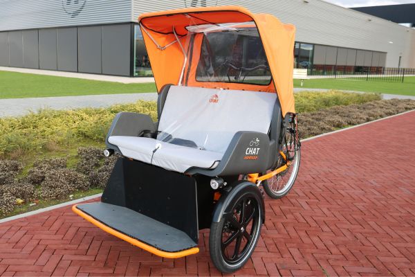 Video Chat rickshaw bike with protection screen Safe and sociable