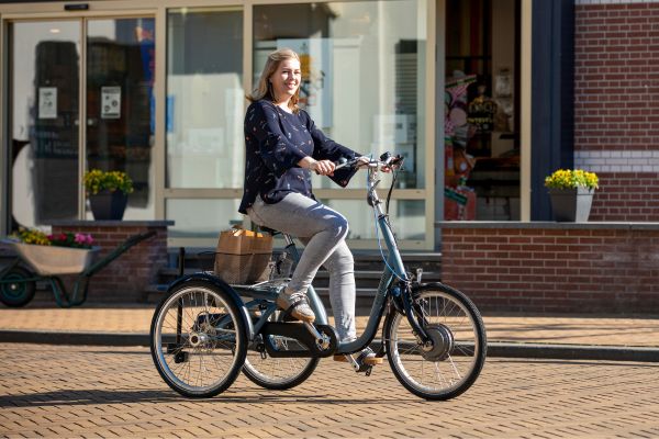 Unique riding characteristics Van Raam Maxi tricycle - light cycling and agile