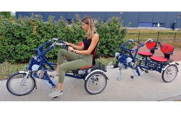 Attach FunTrain bicycle trailer to Fun2Go side by side tandem