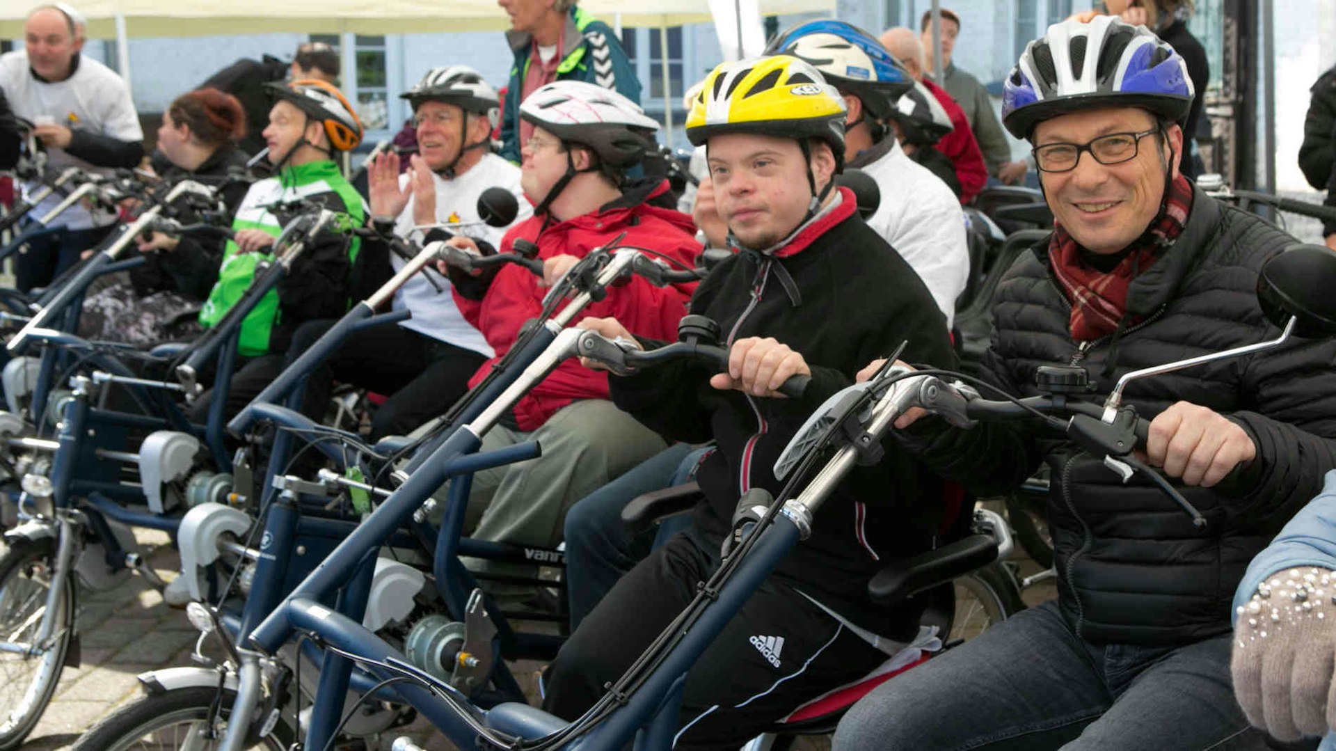 Winter-World Teilnehmer mit Fun2Go Parallel Tandem