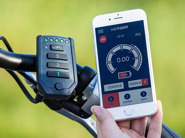 Van Raam E-Bike App auf Easy Rider-Dreirad