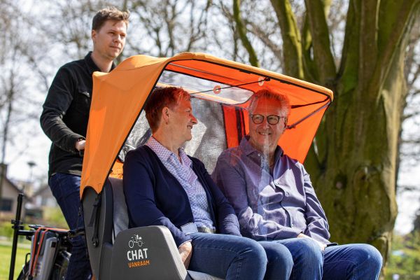 Van Raam Chat rickshaw bike with protection screen corona
