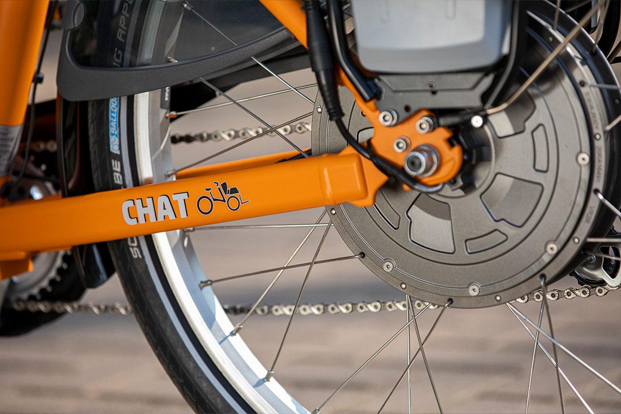 Motor van Raam transport bike rickshaw Chat 