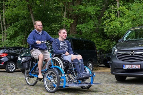 Fiets deelsysteem Van Raam rolstoelfiets VeloPlus in Essen Belgie
