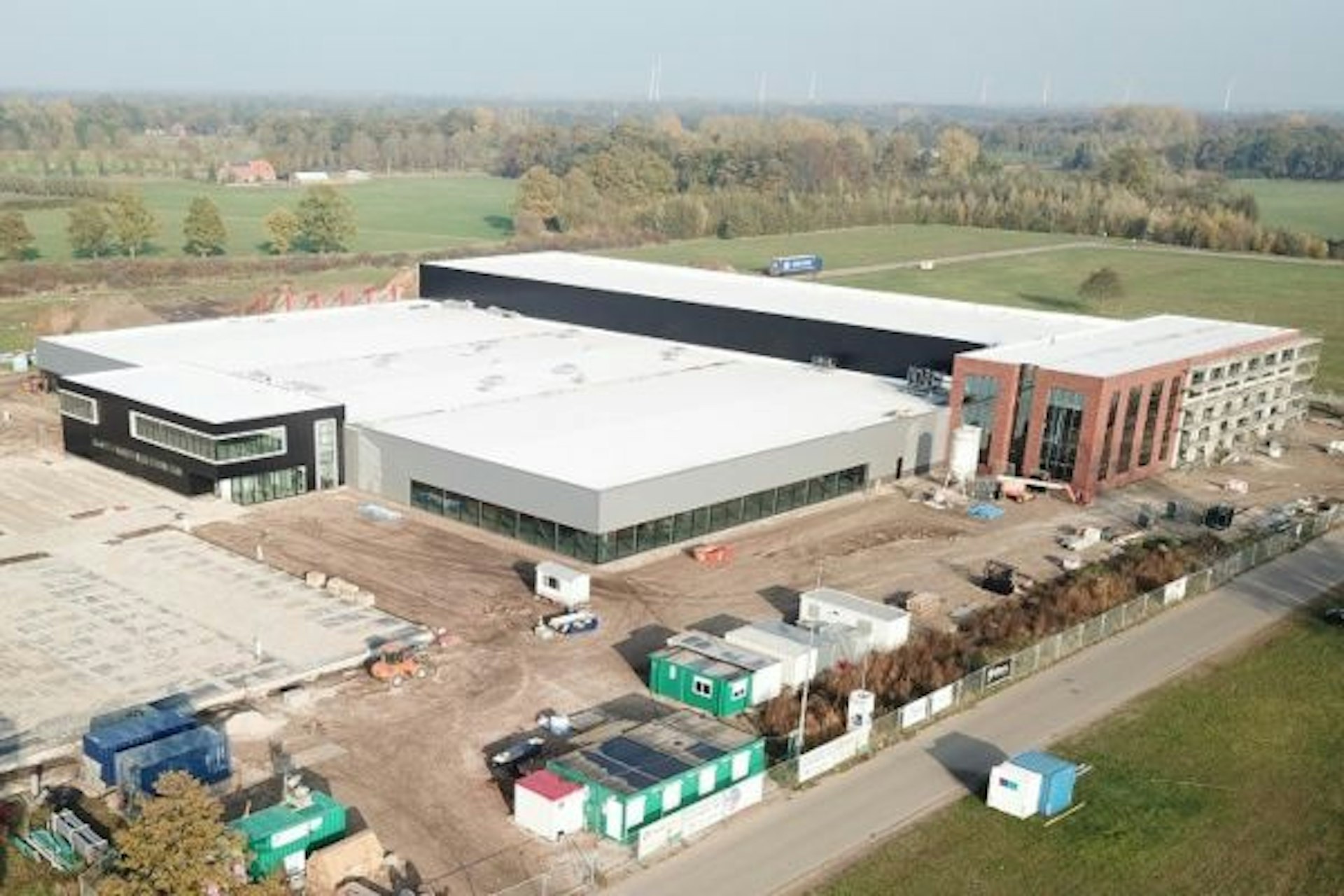 Woche-44-Neubau-Van-Raam-Fabrik-angepasste-fahrrader-ubersichtsfoto