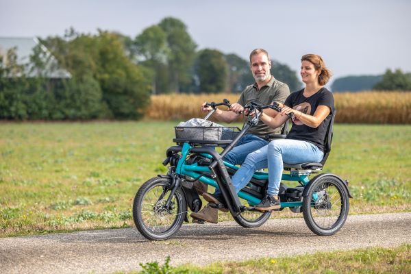 Side by side duofiets populair voor samen fietsen met gehandicapten | Van  Raam | Van Raam
