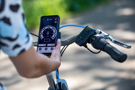 E-Bike App Van Raam App auf Smartphone