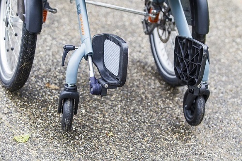 repose-pieds pliants pour fauteuil roulant