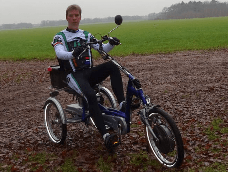 Diederik op de  Easy Rider driewielfiets