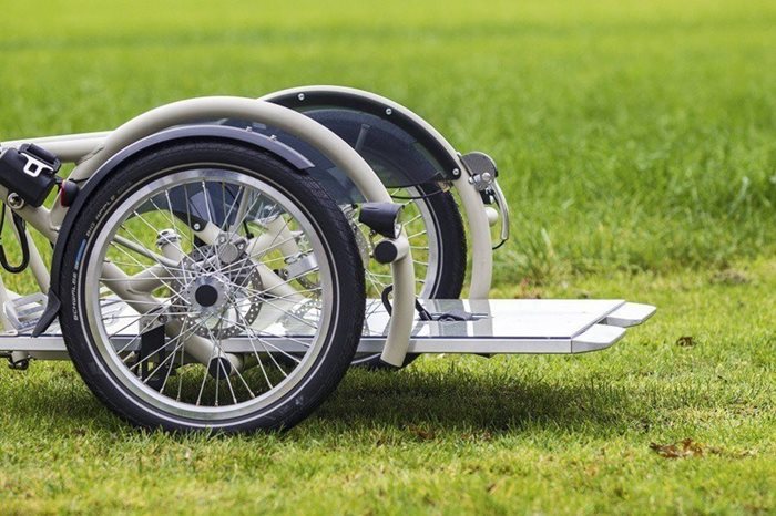 vélo fauteuil roulant plateau 