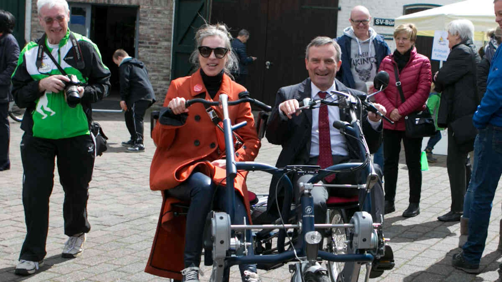 Winter-World Veranstalter mit Fun2Go Parallel Tandem