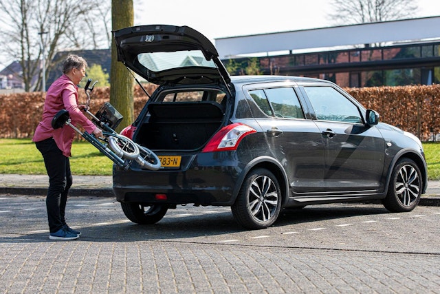 Van Raam loopfiets op maat gemaakt (special) Loophulp City om mee te nemen in de auto