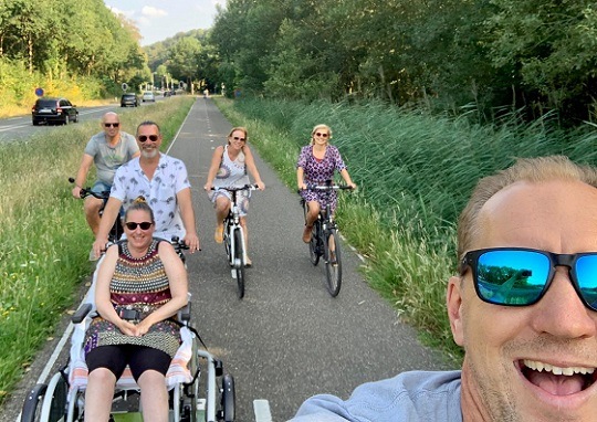VeloPlus Fahrradverleih für Rollstuhltransporte Van Raam fam Geertsma