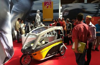 GoCab pedicab Van Raam wins Eurobike Award.