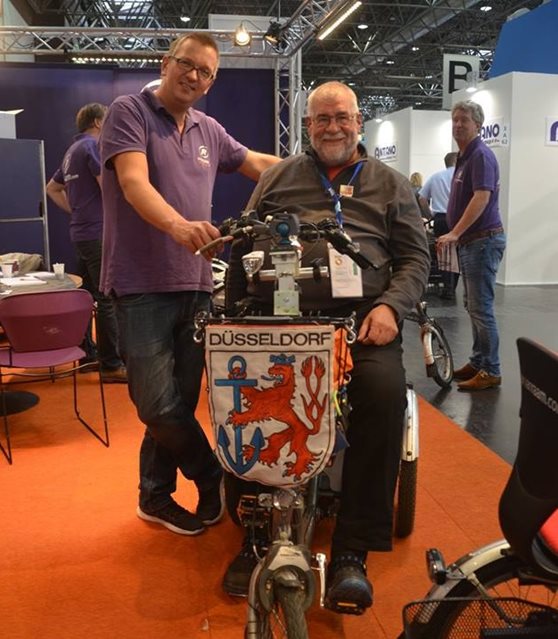 Elektromobil-Dreirad Easy-Go Van Raam Rehacare 2018 Horst Weidemann