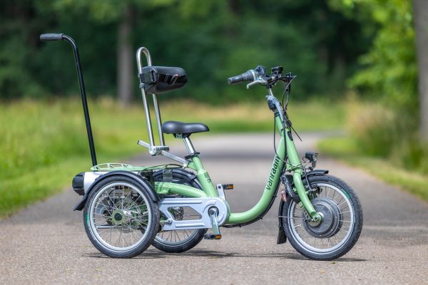 optie rugsteun op van raam mini kinderdriewielfiets