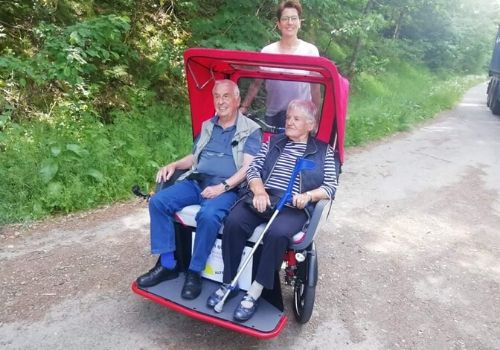 ALTERAktiv Siegen on the road with the rickshaw bike chat 