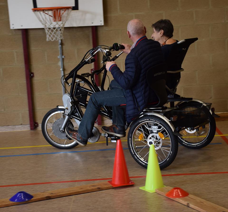 Double rider cycle testing on course