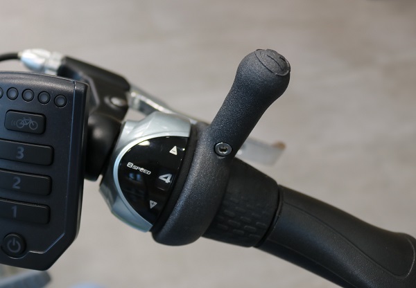 Neue 3D-Druck Schalthilfe Van Raam Spezialfahrrad