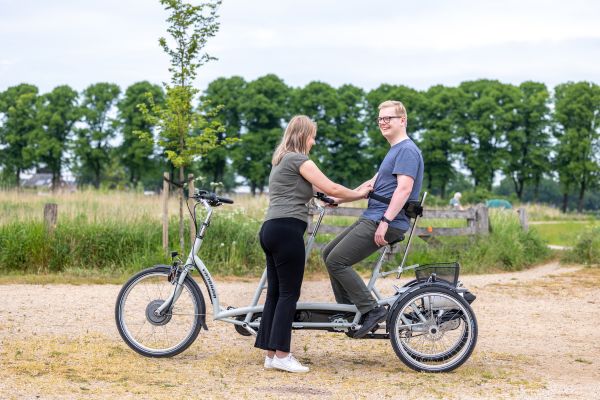 10 tips voor het fietsen op een tandem | Van Raam