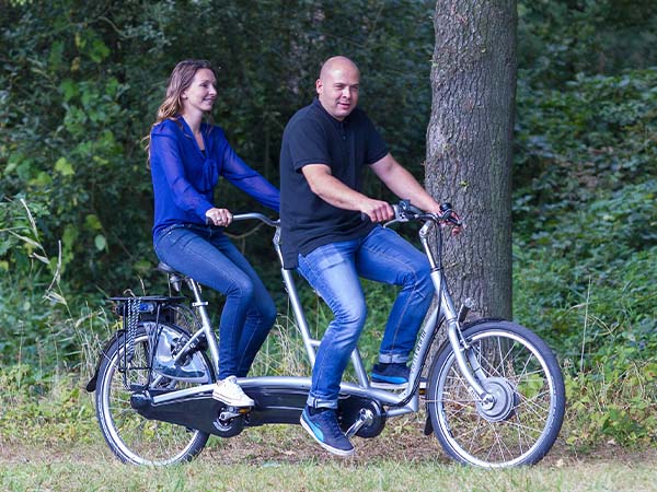 Gears on adapted Van Raam bicycles Twinny tandem