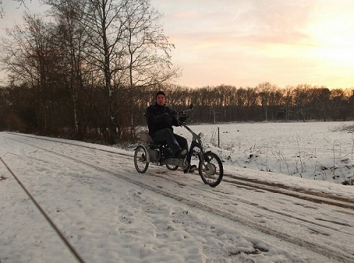 Driewielfiets Van Raam in de sneeuw