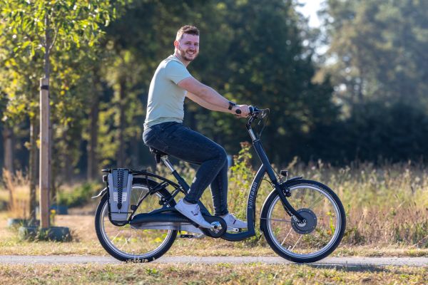 Erste und zweite Generation Tiefeinsteiger Balance Van Raam im Vergleich Design