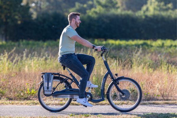 Fahrräder mit niedrigem Einstieg für Personen mit einer Behinderung Van Raam