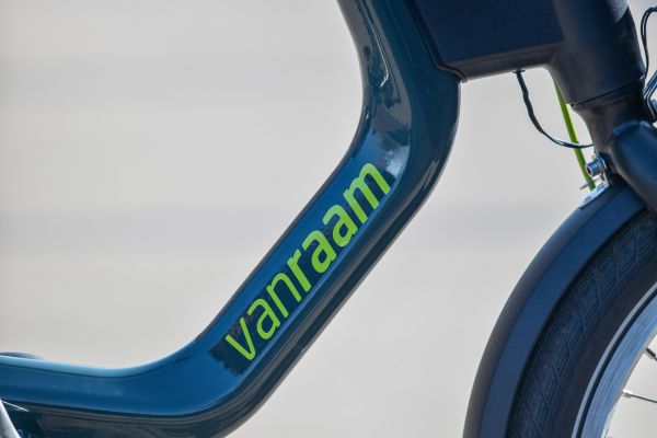 Wiring runs through the frame Van Raam Easy Rider 3 tricycle