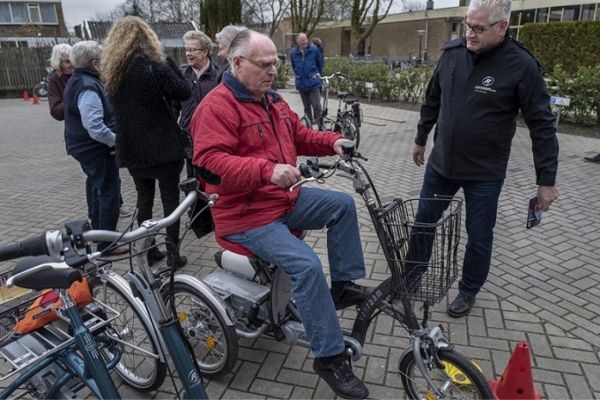 Scootmobielfiets Van Raam testen