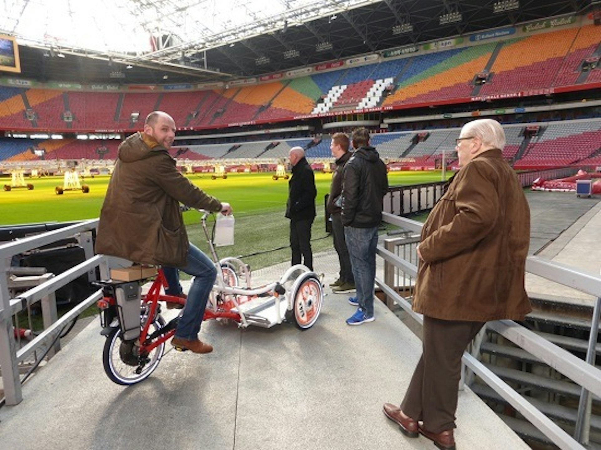 Rollstuhlfahrrad Arena Amsterdam